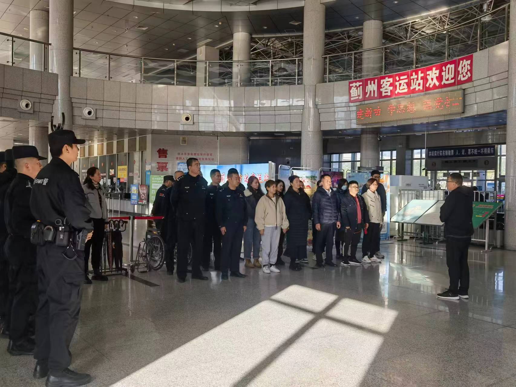 38719844.jpg 38719844.jpg